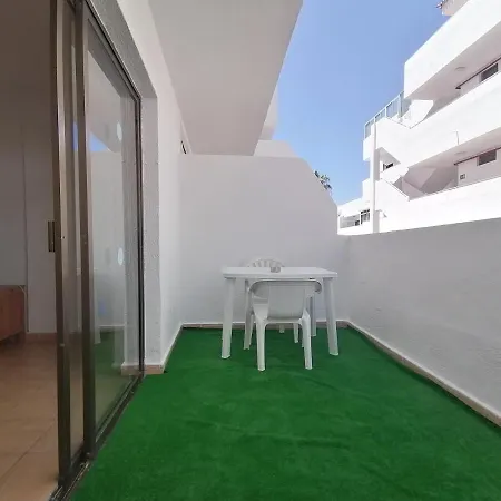 In Parque Cattleya, Playa De Americas Appartement *
