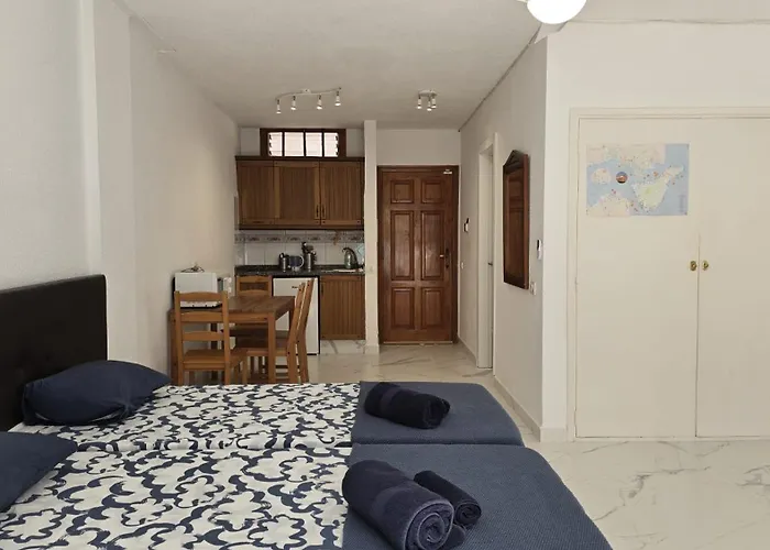 Apartamento In Parque Cattleya, Playa De Americas Playa de las Americas (Tenerife)