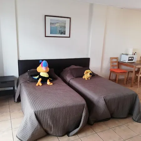 Apartment In Parque Cattleya, Playa De Americas