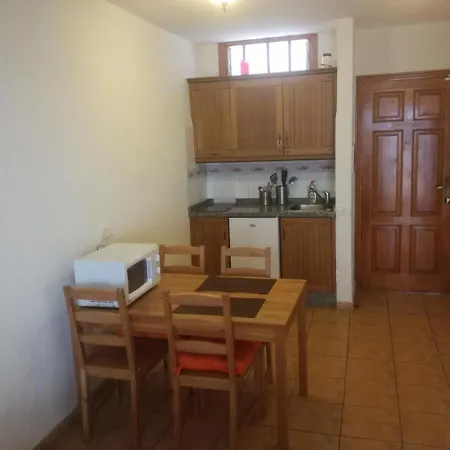 In Parque Cattleya, Playa De Americas Apartment *