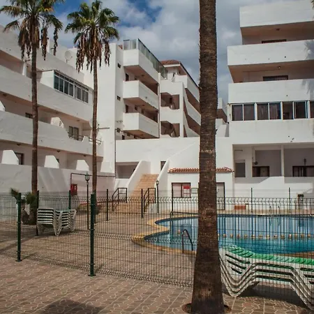In Parque Cattleya, Playa De Americas Apartment